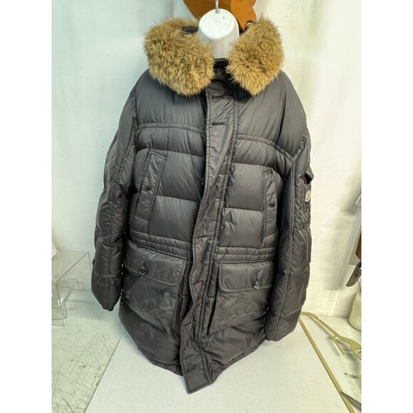 Moncler New Down xxxL Jacket Fur Detachable Collar Preowned - Picture 2 of 7